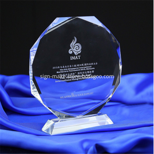 Design 3D Crystal Engraved Awards Trophy